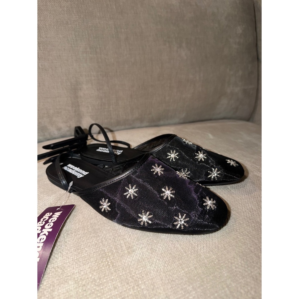 Girl mesh slip on shoes size 5